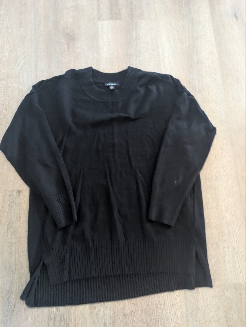 Women's Black Crewneck Sweater